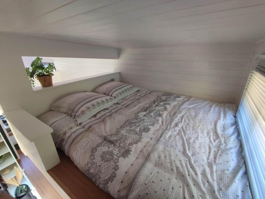 Tiny House Chez Caroline Villa Gaillan-en-Medoc Bagian luar foto