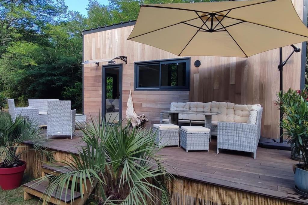 Tiny House Chez Caroline Villa Gaillan-en-Medoc Bagian luar foto