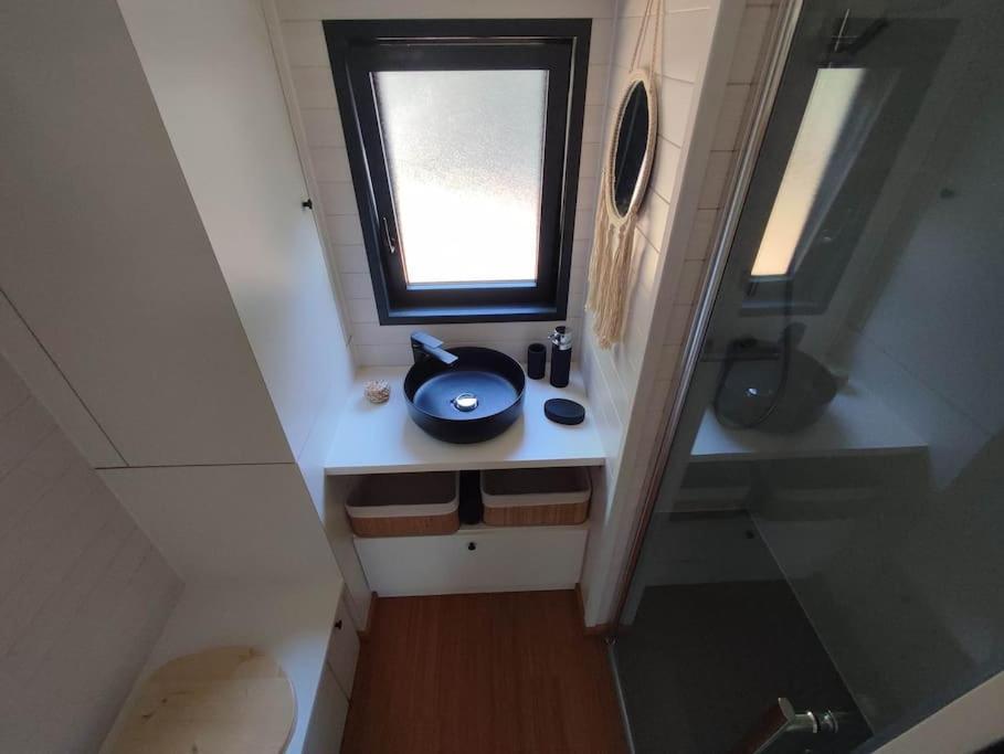 Tiny House Chez Caroline Villa Gaillan-en-Medoc Bagian luar foto